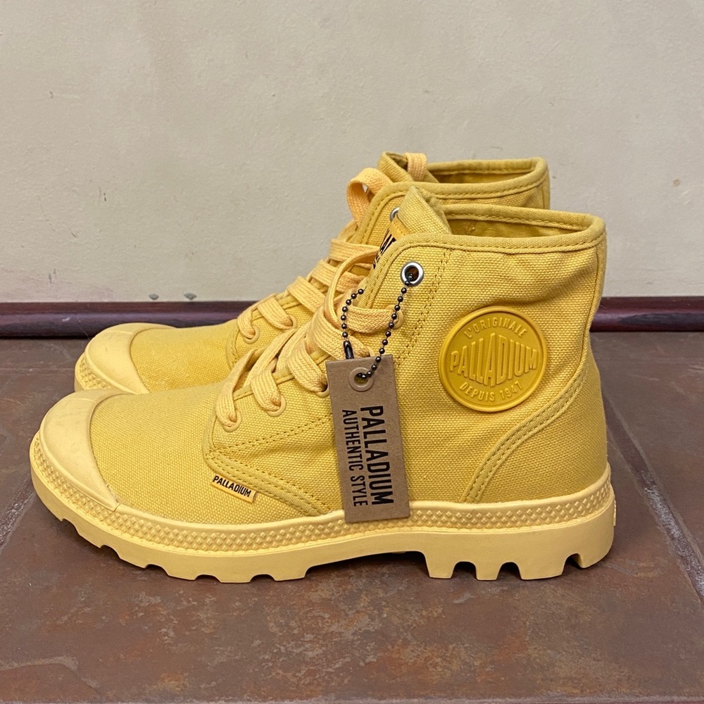 New! Palladium Kid's Pampa Hi V boots in the marigold color